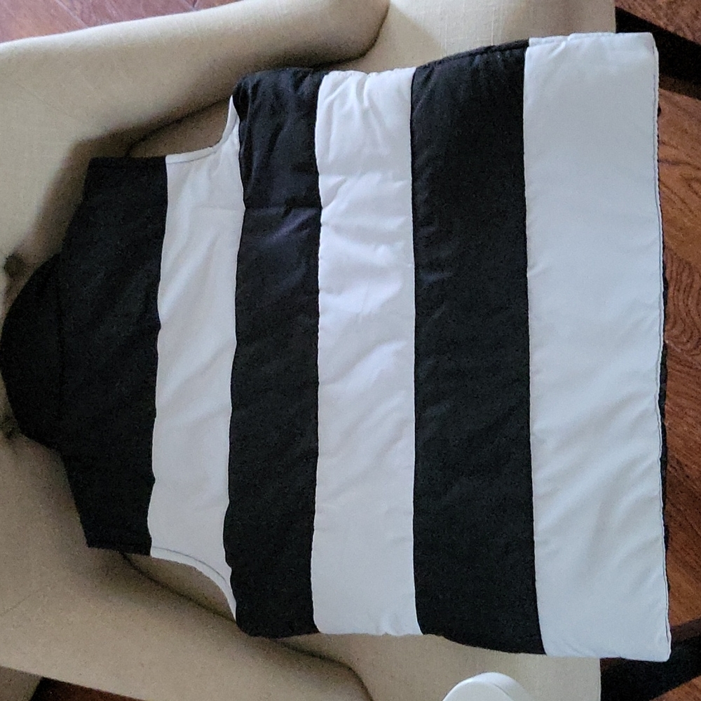 JJ Basics Vest - Picture 3 of 4